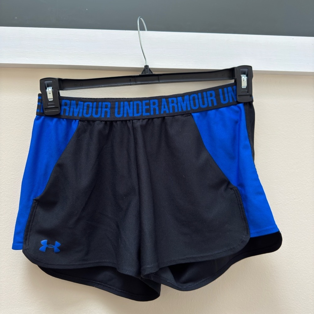 Under Armour Black and Blue Athletic Shorts Lightweight Design